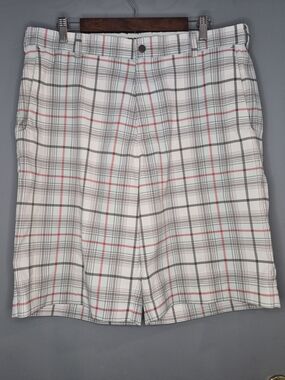 Nike Men's Golf Tour Performqnce Plaid Shorts